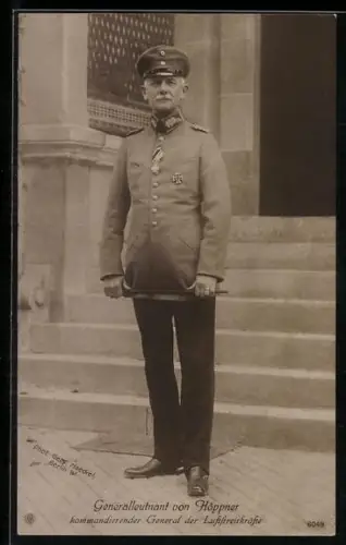 AK Generalleutnant von Höppner, kommandierender General der Luftstreitkräfte in Uniform