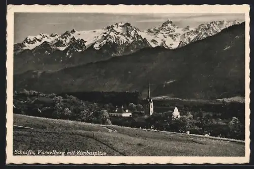 AK Schnifis /Vorarlberg, Ortsansicht mit Zimbaspitze