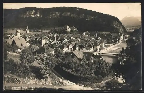 AK Feldkirch, Flusspartie mit Brücke im Ort