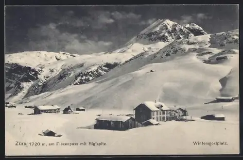 AK Zürs, Ortsansicht im Winter, Flexenpass mit Rigispitz