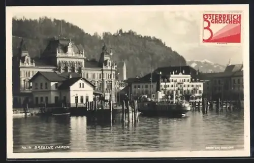 AK Bregenz, Dampfer an der Anlegestelle des Hafens