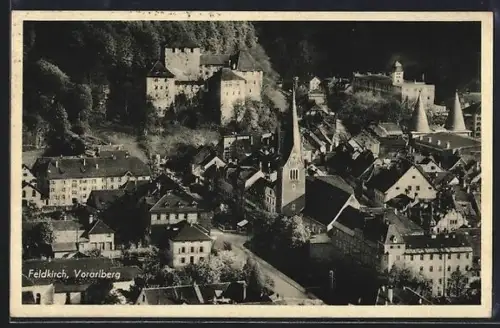 AK Feldkirch /Vorarlberg, Ortsansicht aus der Vogelschau mit Kirche und Schattenburg