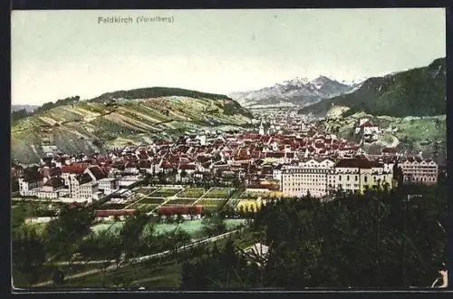 AK Feldkirch, Ortspanorama mit Bergen