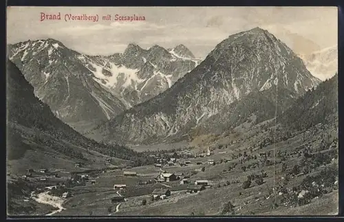 AK Brand /Vorarlberg, Ortsansicht mit Blick auf Scesaplana