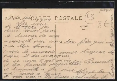 AK Aulnay-la-Rivière, Le Bourg avec habitants devant l`église