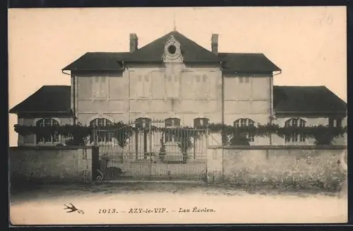 AK Azy-le-Vif, Les Écoles
