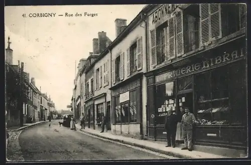 AK Corbigny, Rue des Forges avec épicerie et passants
