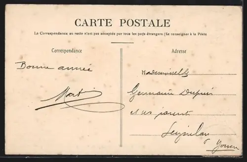 AK Decize, Avenue de la Gare avec arbres bordant la rue