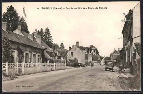AK Poiseux /Nièvre, Entrée du Village, Route de Nevers
