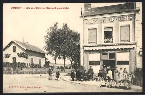 AK Corbigny, Café des Barrières avec des habitants devant l`entrée