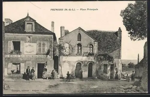 AK Pruniers /M.-et-L., Place Principale avec bâtiments et habitants