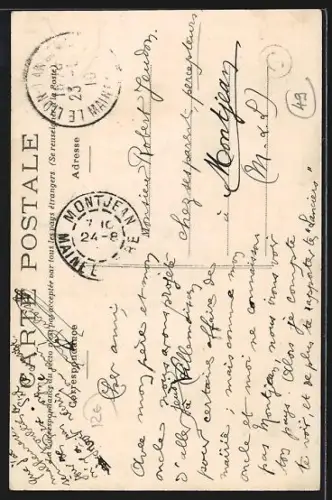 AK Brain-sur-Longuenée /M.-&-L., L`Église et la Place