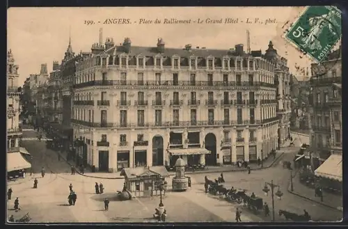 AK Angers, Place du Ralliement, Le Grand Hôtel