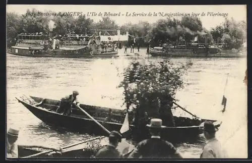 AK Île de Béhuard, Le Service de la Navigation un jour de Pèlerinage