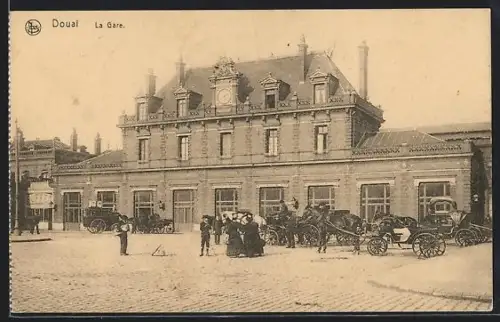 AK Douai, La Gare, Partie beim Bahnhof