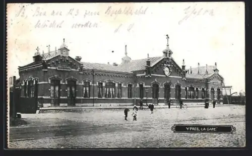 AK Ypres, La Gare, Bahnhof