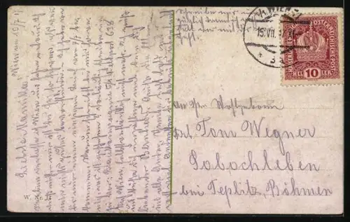 AK Wien I., Strassenbahn in Fahrt vor der Universität, Liebenberg-Denkmal