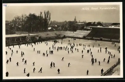 AK Basel, Kunsteisbahn mit Schlittschuläufern aus der Vogelschau