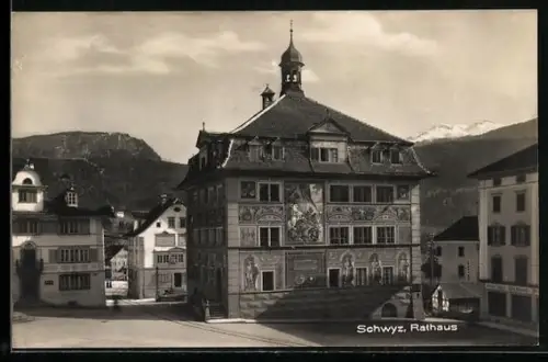 AK Schwyz, Strassenpartie am Rathaus