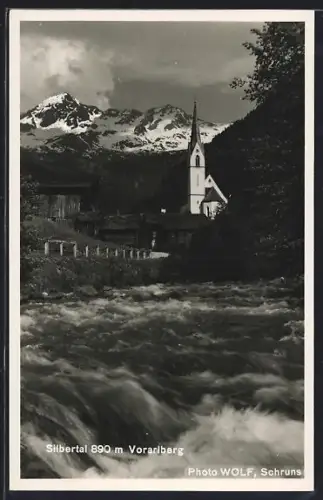 AK Silbertal /Vorarlberg, Uferpartie mit Kirche