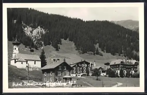 AK Gargellen, Hotel Madrisa mit Kirche