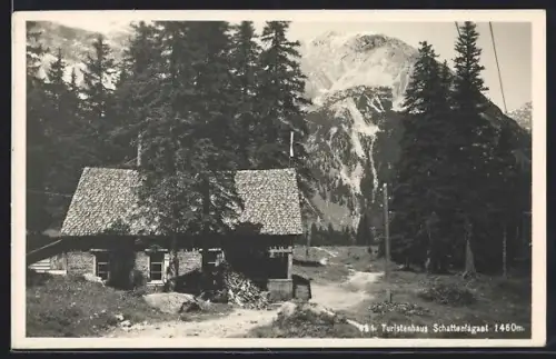 AK Bludenz, Touristenhaus Schattenlagant mit Berglandschaft