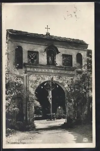 AK Leoben, Eingang des Jakobifriedhofs mit gekreuzigtem Heiland