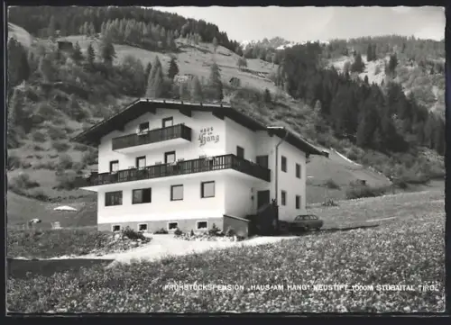 AK Neustift /Stubaital, Frühstückspension Haus am Hang mit Gebirgspanorama