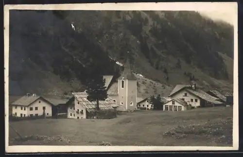 AK Planggeross /Pitztal, Teilansicht des Ortes mit Kirche