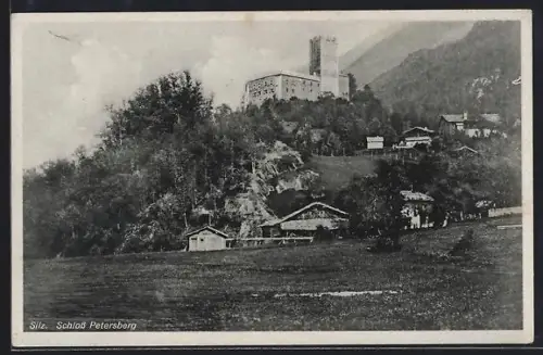AK Silz, Schloss Petersberg mit Gebirge im Hintergrund