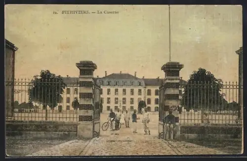 AK Pithiviers, La Caserne