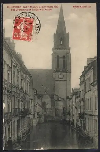 AK Saumur, Rue Coûreouronne et Église St-Nicolas lors de l`inondation de novembre 1910