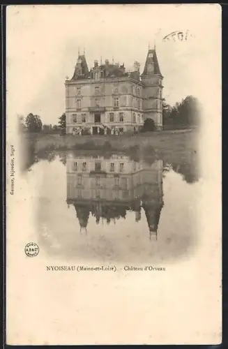 AK Nyoiseau /Maine-et-Loire, Château d`Orveau et son reflet dans l`étang