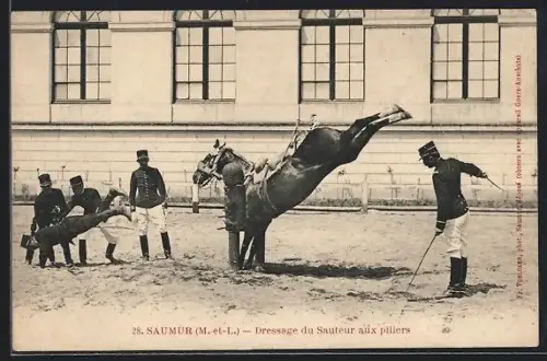 AK Saumur /M-et-L, Dressage du Sauteur aux piliers