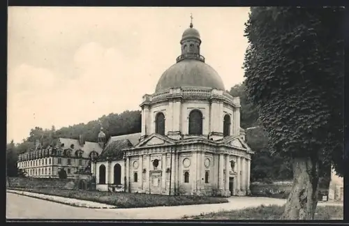 AK Étival-Clairefontaine, Vue de l`abbaye et de son dôme imposant