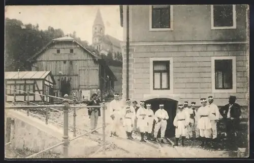 AK Dürnberg, Bergeinfahrt mit Arbeitern