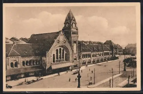 AK Metz, Bahnhof mit Strasse aus der Vogelschau