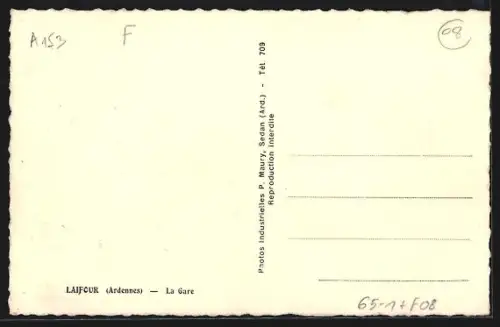 AK Laifour /Ardennes, La Gare, Bahnhof