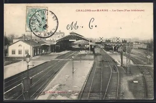 AK Chalons-sur-Marne, La Gare, vue intérieure