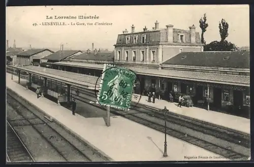 AK Lunéville, La Gare, vue d`intérieur