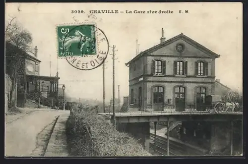AK Chaville, La gare rive droite