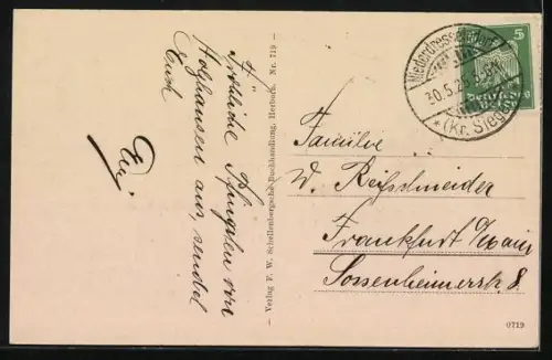 AK Holzhausen /Siegen, Dorfstrasse und Totalansicht