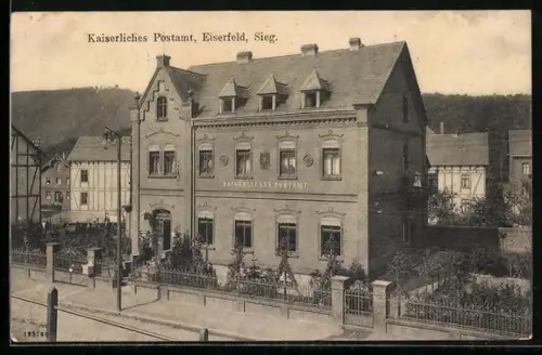AK Eiserfeld /Sieg, Kaiserliches Postamt mit Strasse aus der Vogelschau