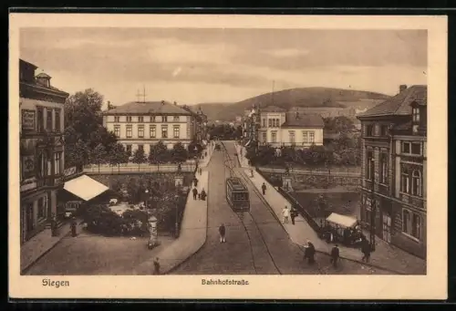 AK Siegen, Bahnhofstrasse mit Strassenbahn