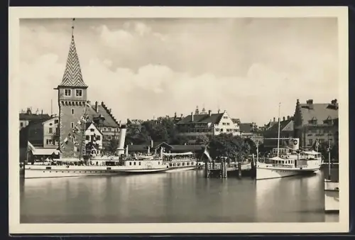 AK Lindau /Bodensee, Hafen mit Dampfern