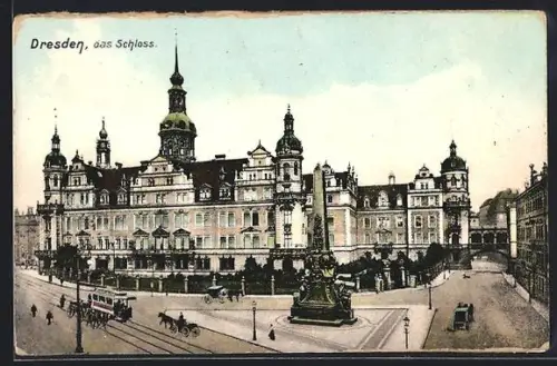 AK Dresden, Strassenbahn am Schloss