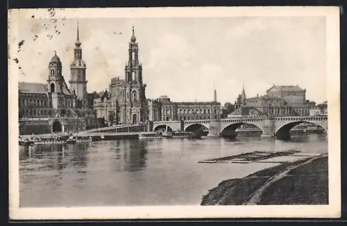 AK Dresden, Elbpartie mit Brücke und Kirche