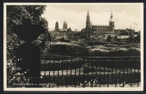 AK Dresden, Blick vom Japan-Palais