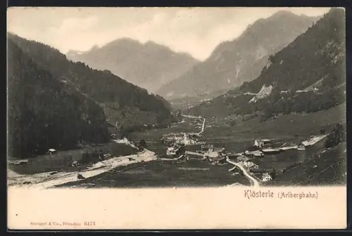 AK Klösterle /Arlbergbahn, Ortsansicht mit Blick auf die Berge
