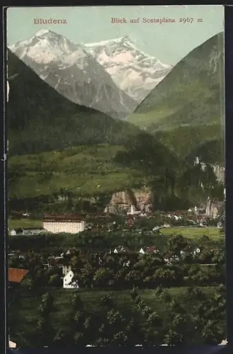 AK Bludenz, Ortsansicht mit Blick auf Scesaplana